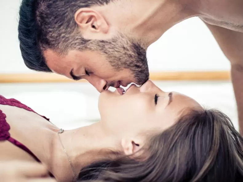 20 motivi per fare l'amore per ore e ore integrando armoniosamente la continenza sessuale amorosa